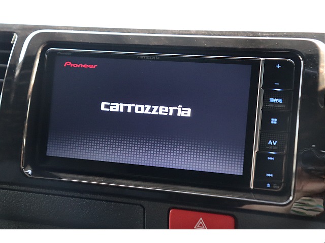 カロッツェリアフルセグ7インチナビを完備！