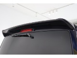 トヨタ純正リアルーフスポイラーがカスタム済み！