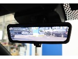 荷物の多い時や夜間の後方確認に大活躍のデジタルインナーミラー装着済みですよ！