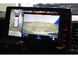 メーカーオプションのパノラミックビューモニターも完備！