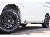 タイヤは、４WDにぴったりなダンロップのブロックタイヤを装着！