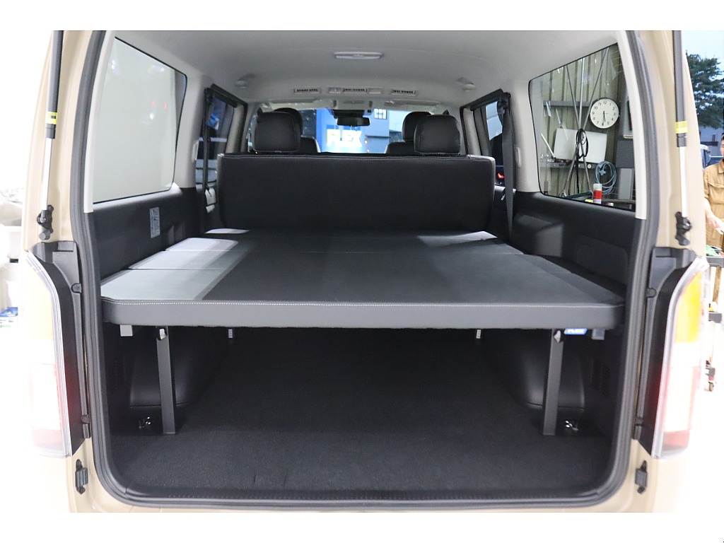 トヨタ ハイエースバン(21枚目)