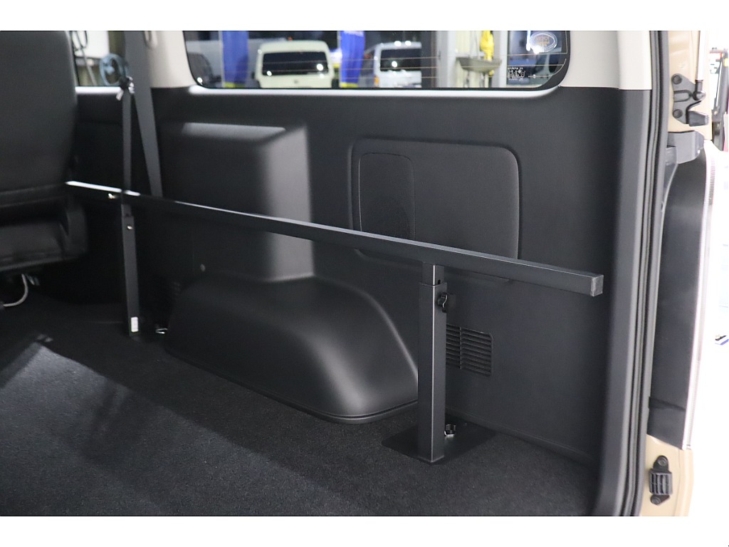 トヨタ ハイエースバン(23枚目)