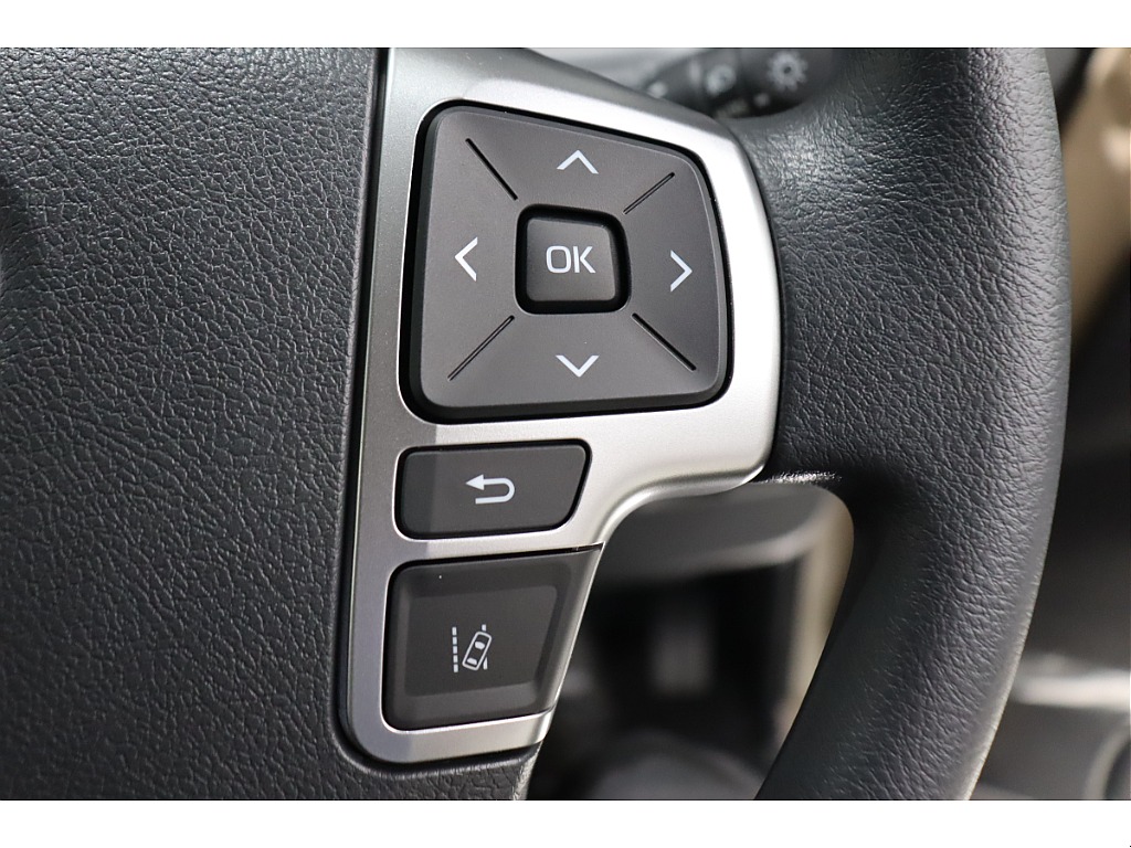 トヨタ ハイエースバン(32枚目)