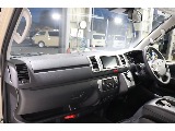 トヨタ ハイエースバン(37枚目)