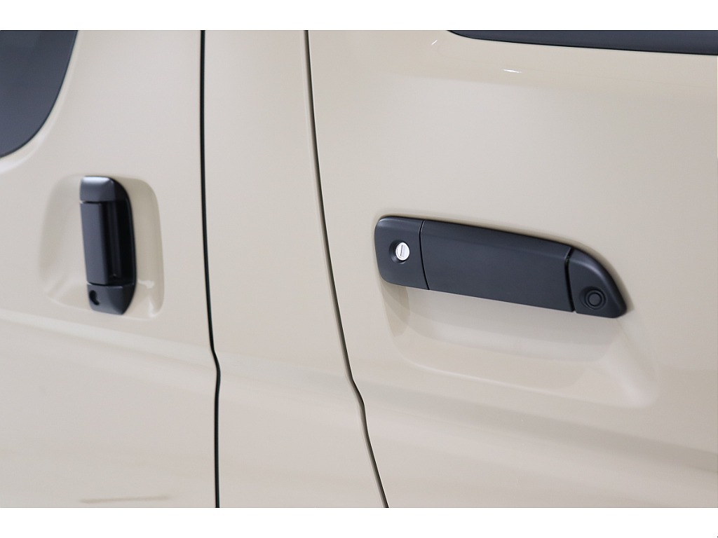 トヨタ ハイエースバン(54枚目)