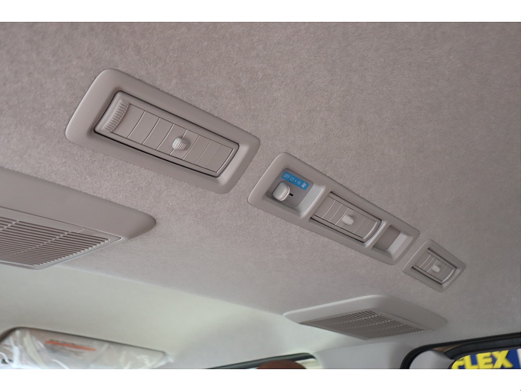 トヨタ ハイエースバン(39枚目)