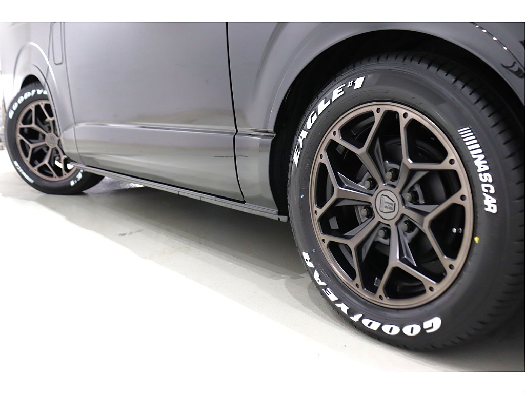 スタイリングヘックス17インチAW×ナスカータイヤ☆