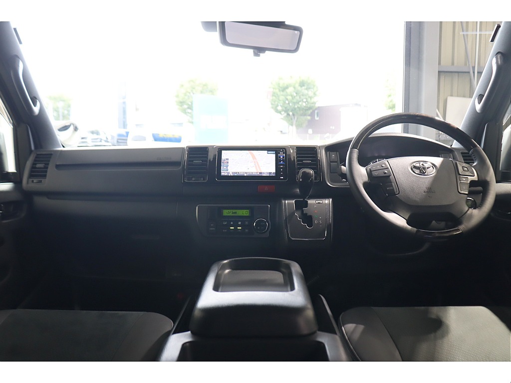 トヨタ ハイエースバン(21枚目)