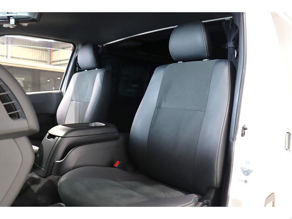 トヨタ ハイエースバン(29枚目)