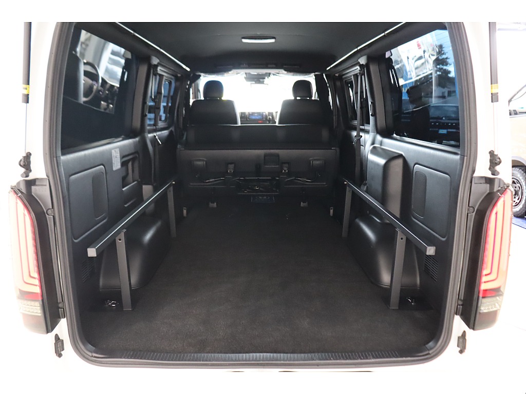 トヨタ ハイエースバン(37枚目)