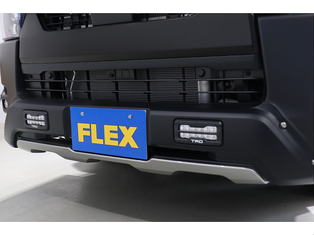 TRD製LED付きフロントスポイラー！