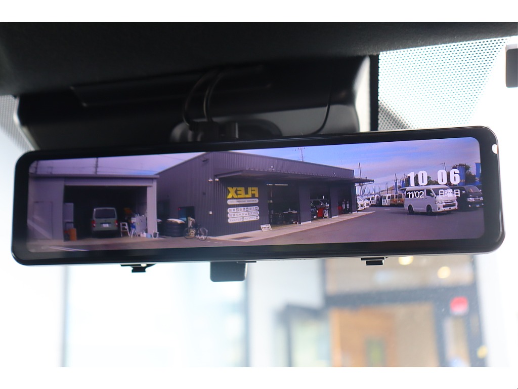 トヨタ ハイエースバン(26枚目)