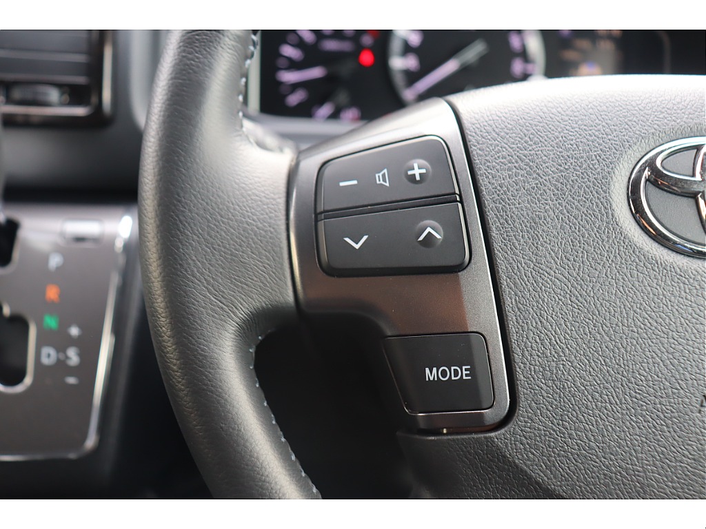 トヨタ ハイエースバン(27枚目)