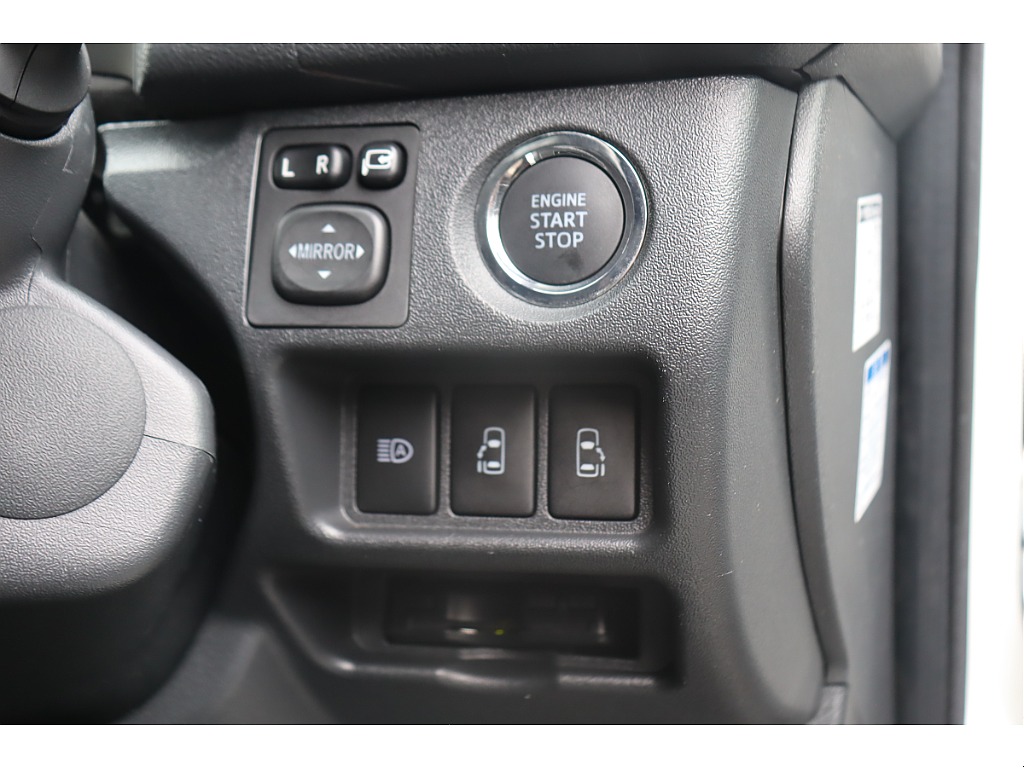 トヨタ ハイエースバン(39枚目)