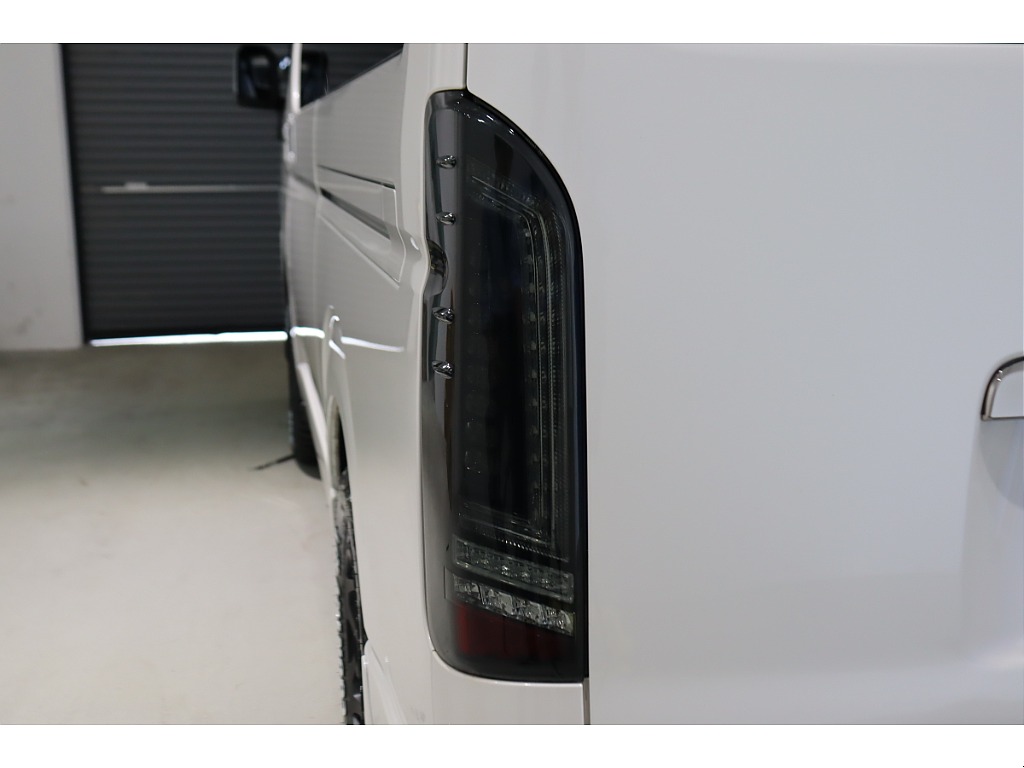 トヨタ ハイエースバン(53枚目)