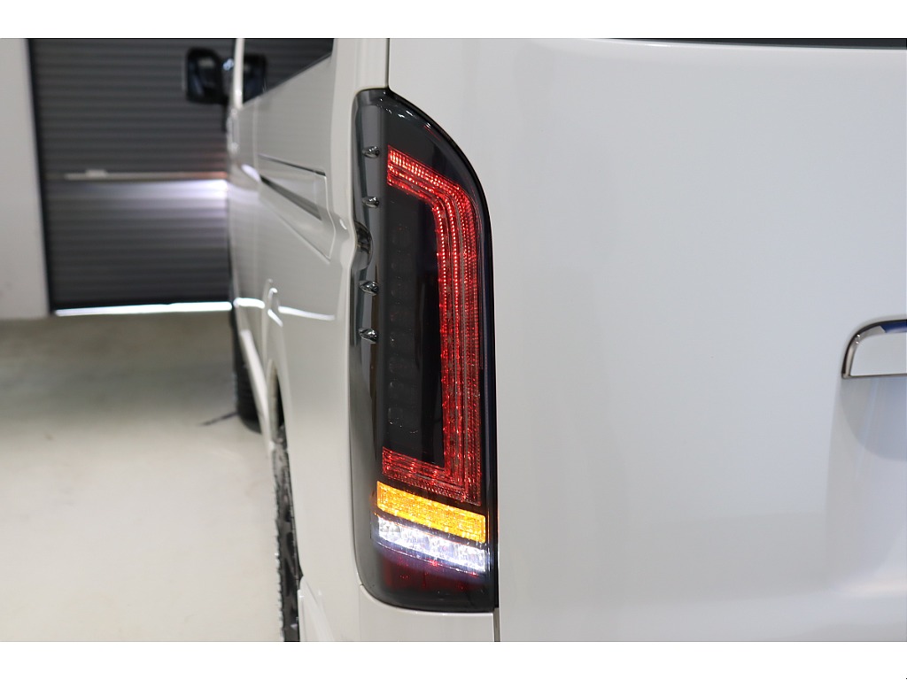 トヨタ ハイエースバン(54枚目)