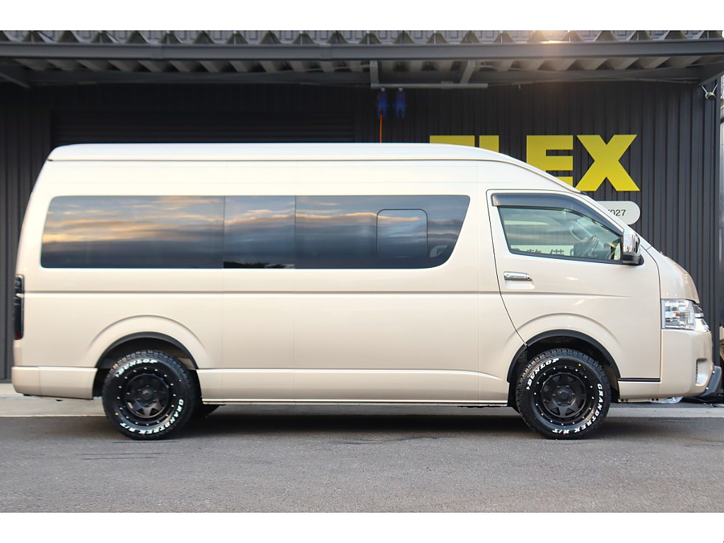 あると便利な片側パワースライドドア！