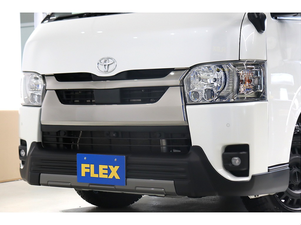 フロントには、新品T-FORCEフロントスポイラーを装着！