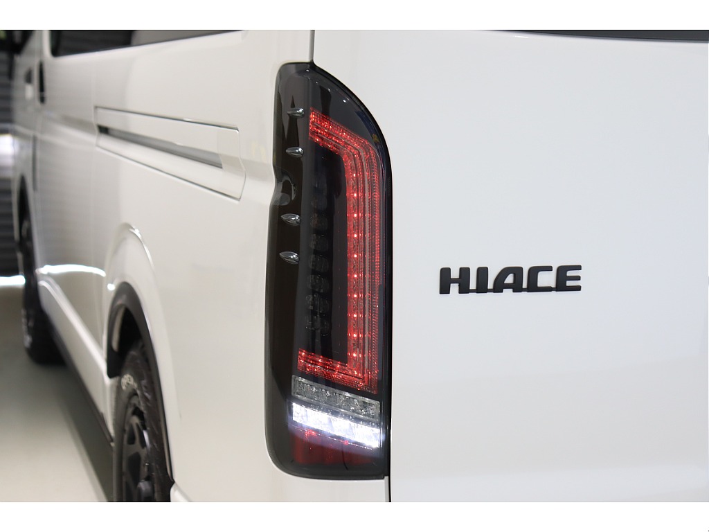 プレステージＬＥＤテールランプは流れるウィンカーです♪