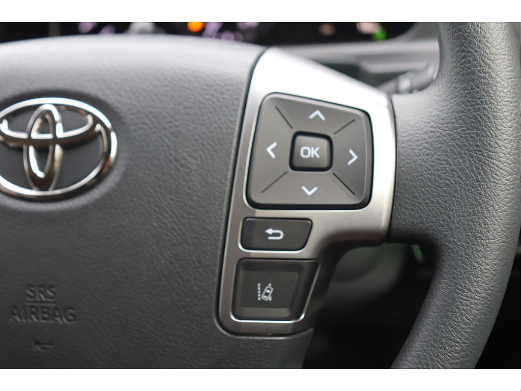 トヨタ ハイエースバン(24枚目)