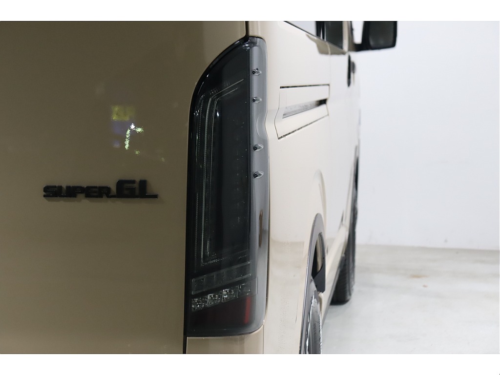 トヨタ ハイエースバン(53枚目)