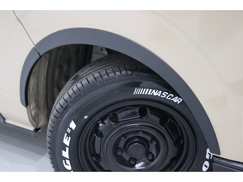 トヨタ ハイエースバン(57枚目)