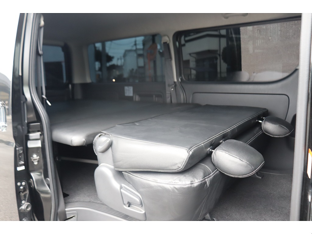 トヨタ ハイエースバン(24枚目)