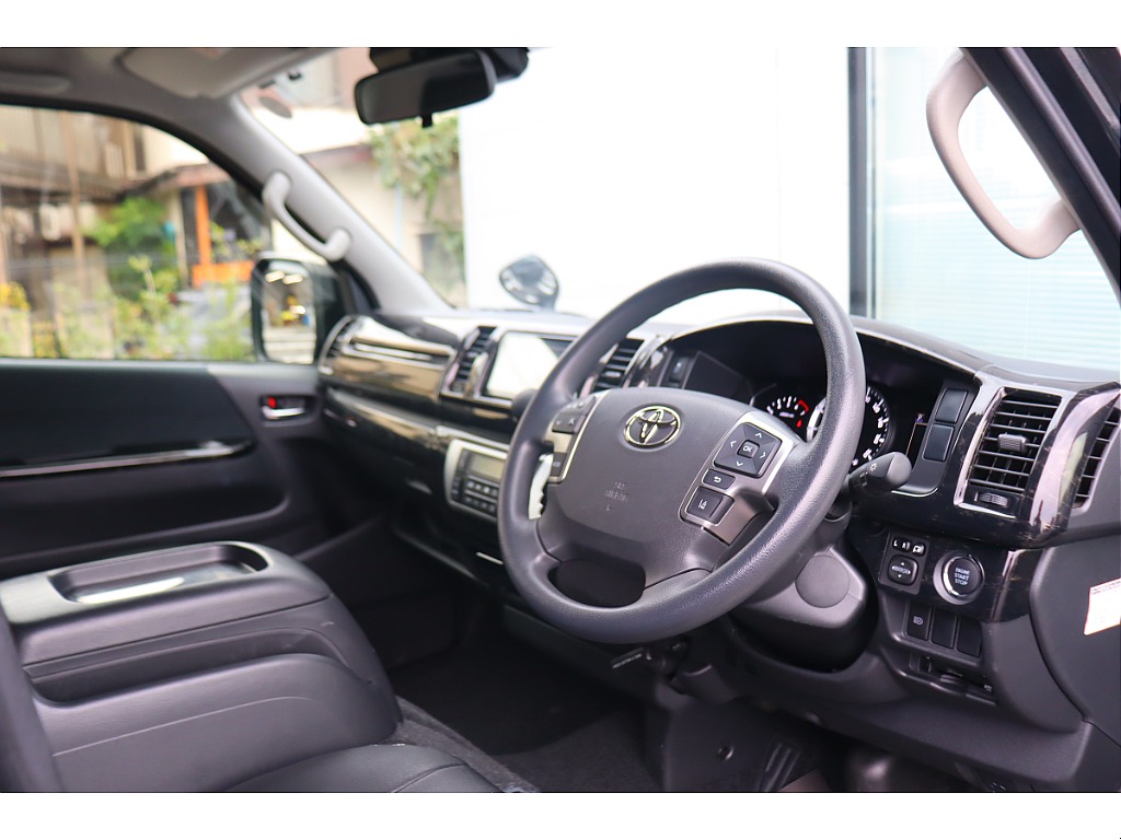 トヨタ ハイエースバン(38枚目)