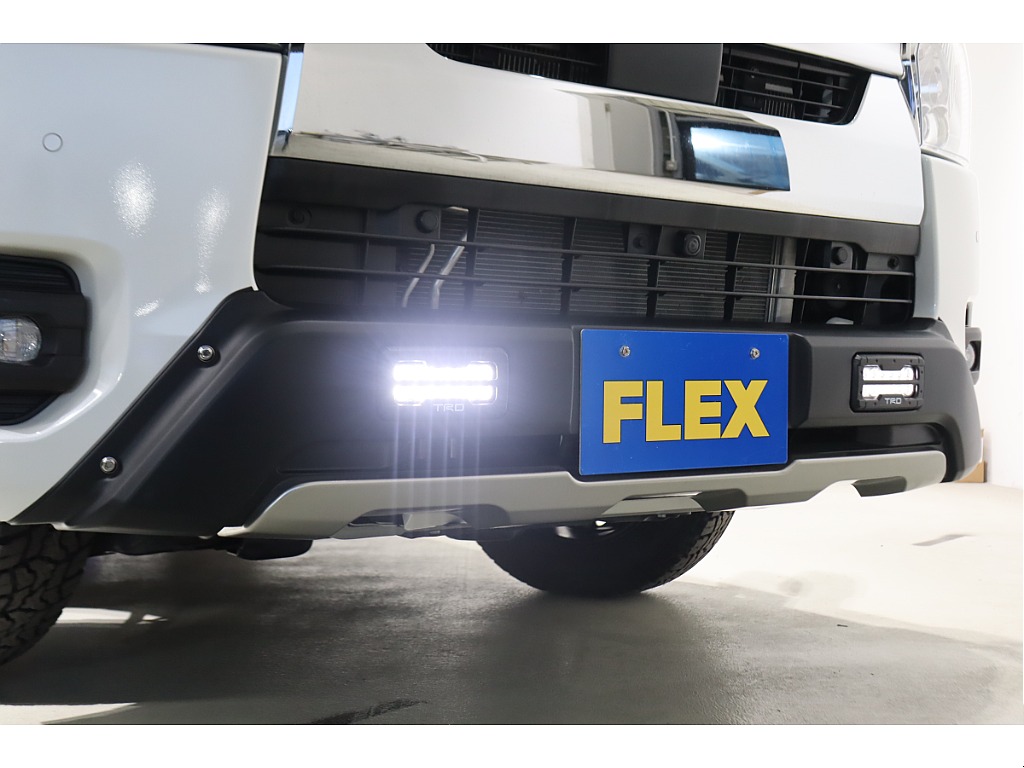 トヨタ ハイエースバン(32枚目)