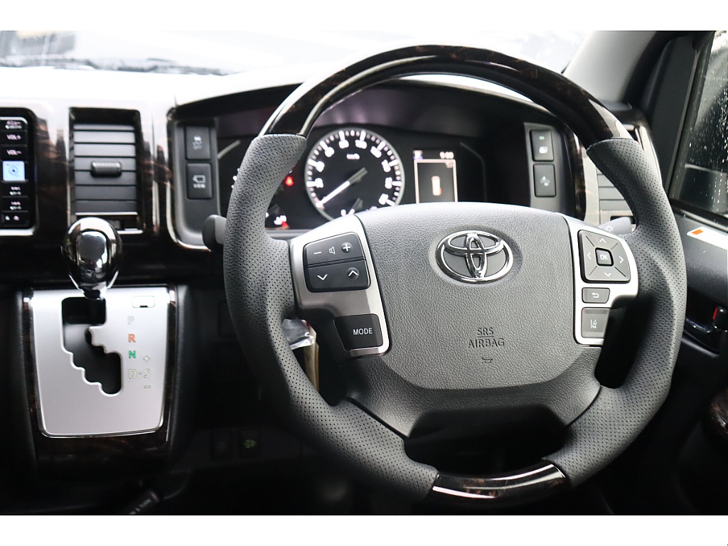 トヨタ ハイエースバン(42枚目)