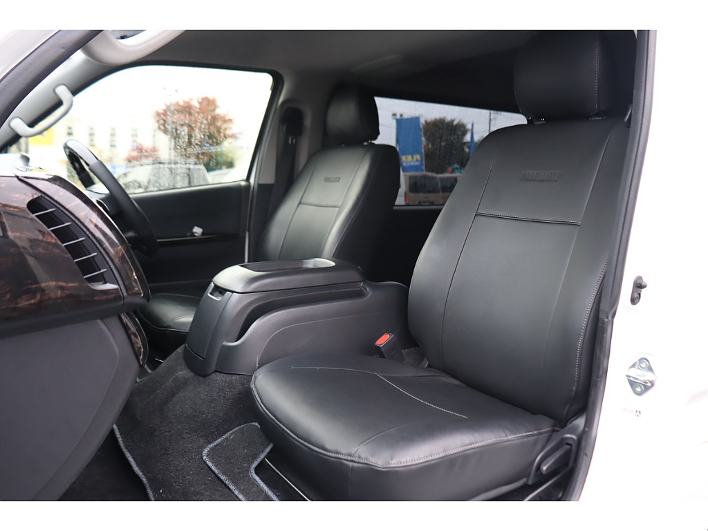 トヨタ ハイエースバン(55枚目)