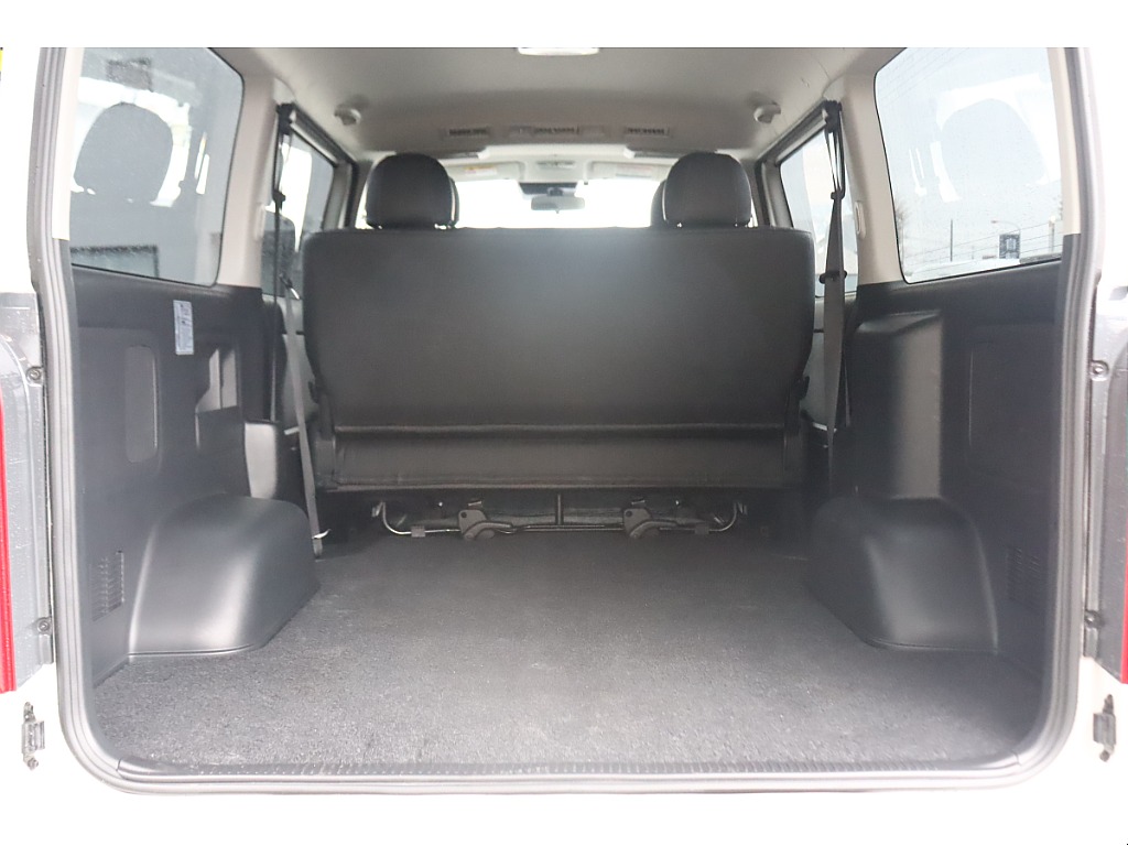 トヨタ ハイエースバン(58枚目)