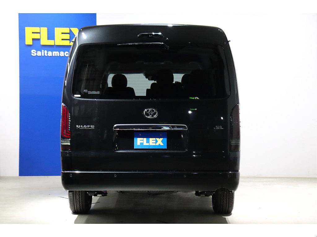 ボディカラーは、ブラックマイカとなります☆