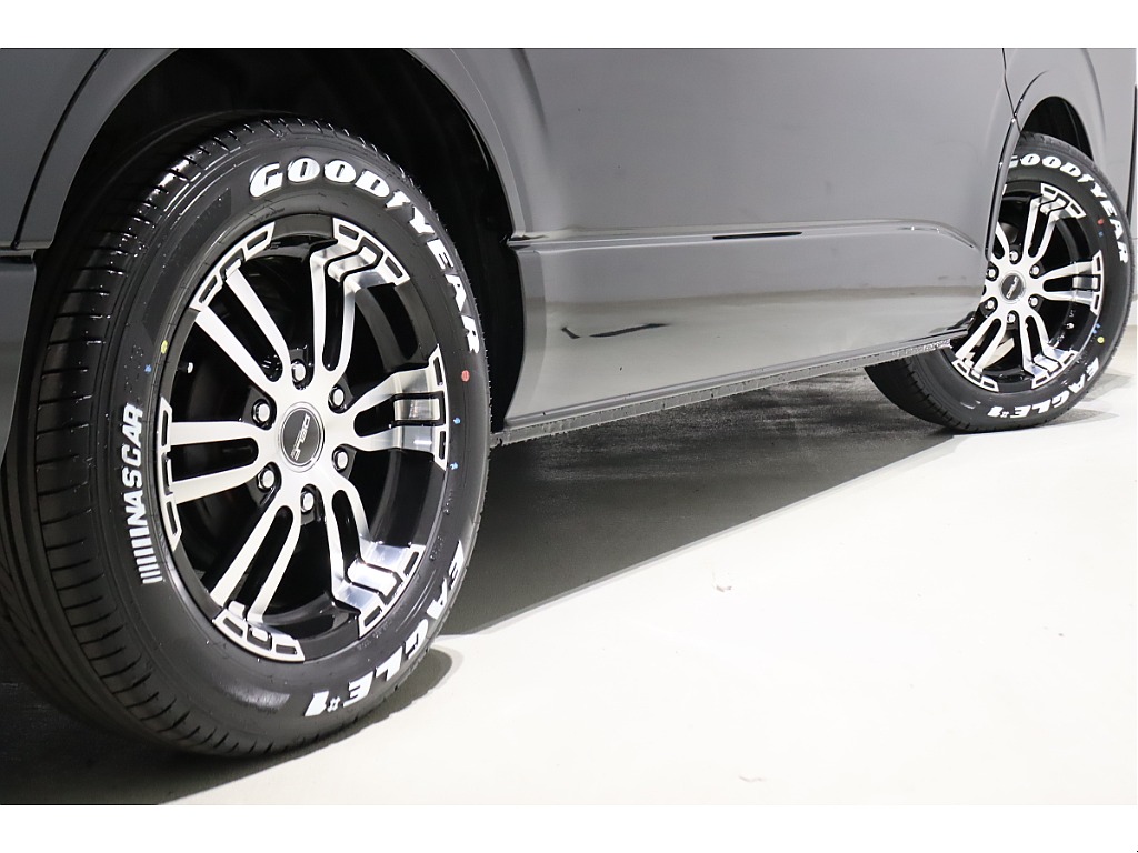 DELF02/17インチアルミ×ナスカータイヤです！