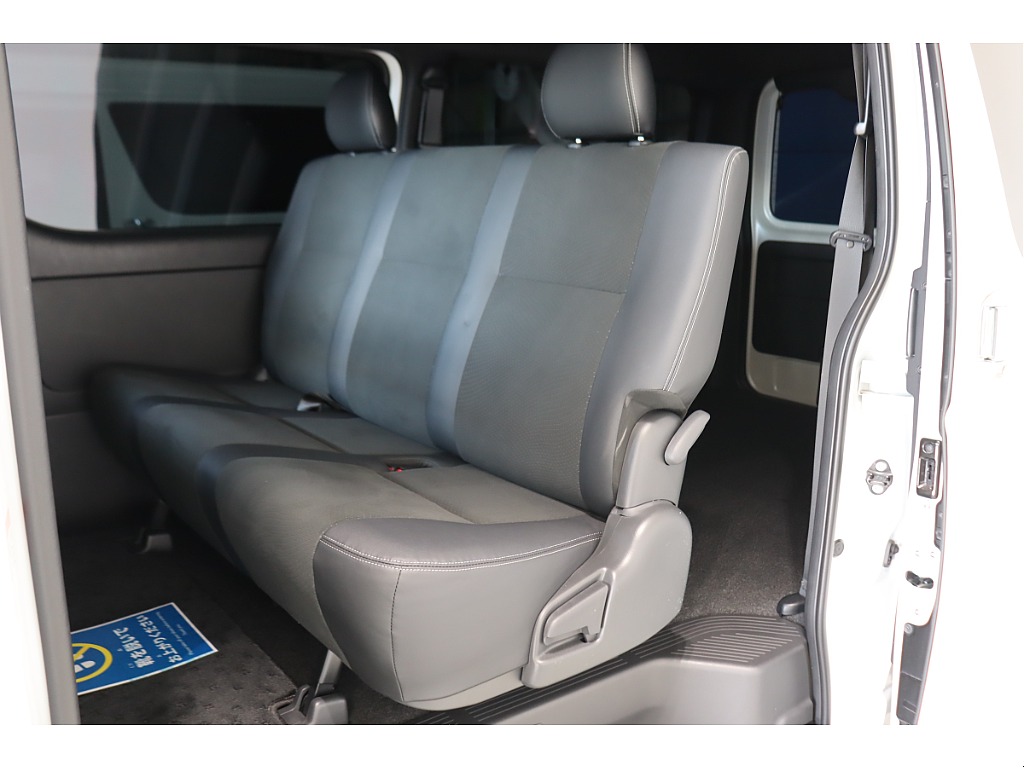 ワンタッチでリクライニング、折り畳みが可能です♪