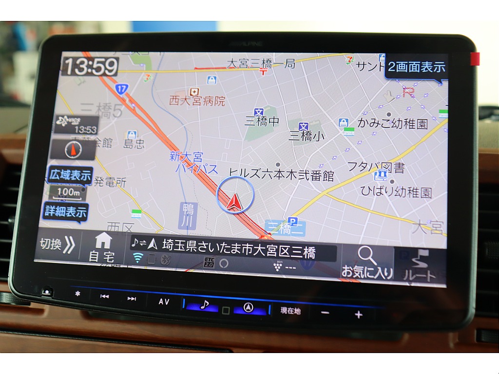 大画面のBIGX11インチメカレスナビを搭載！