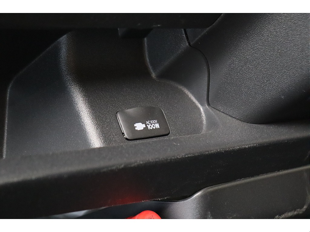 トヨタ ハイエースバン(30枚目)