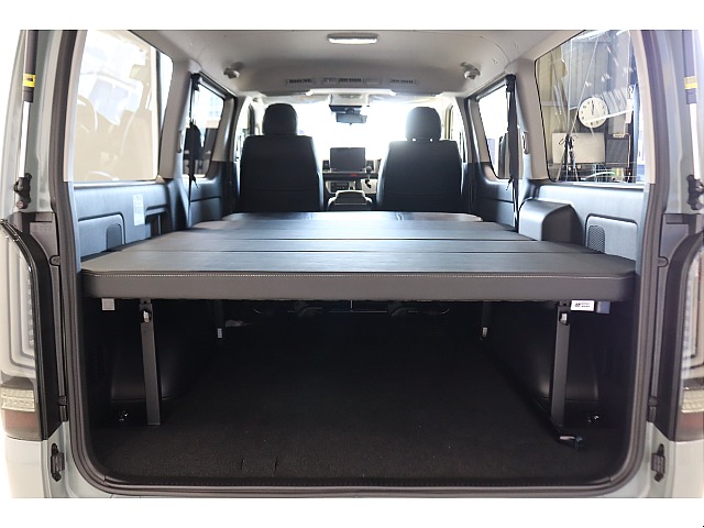 お仕事でもプライベートでも活用できるフラットタイプ！