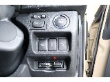 運転手からパワースライドドアの開閉操作も可能です！