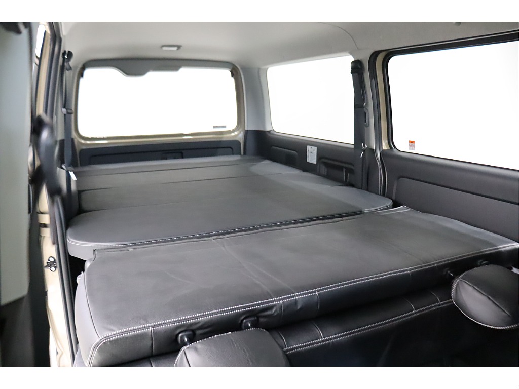 トヨタ ハイエースバン(55枚目)