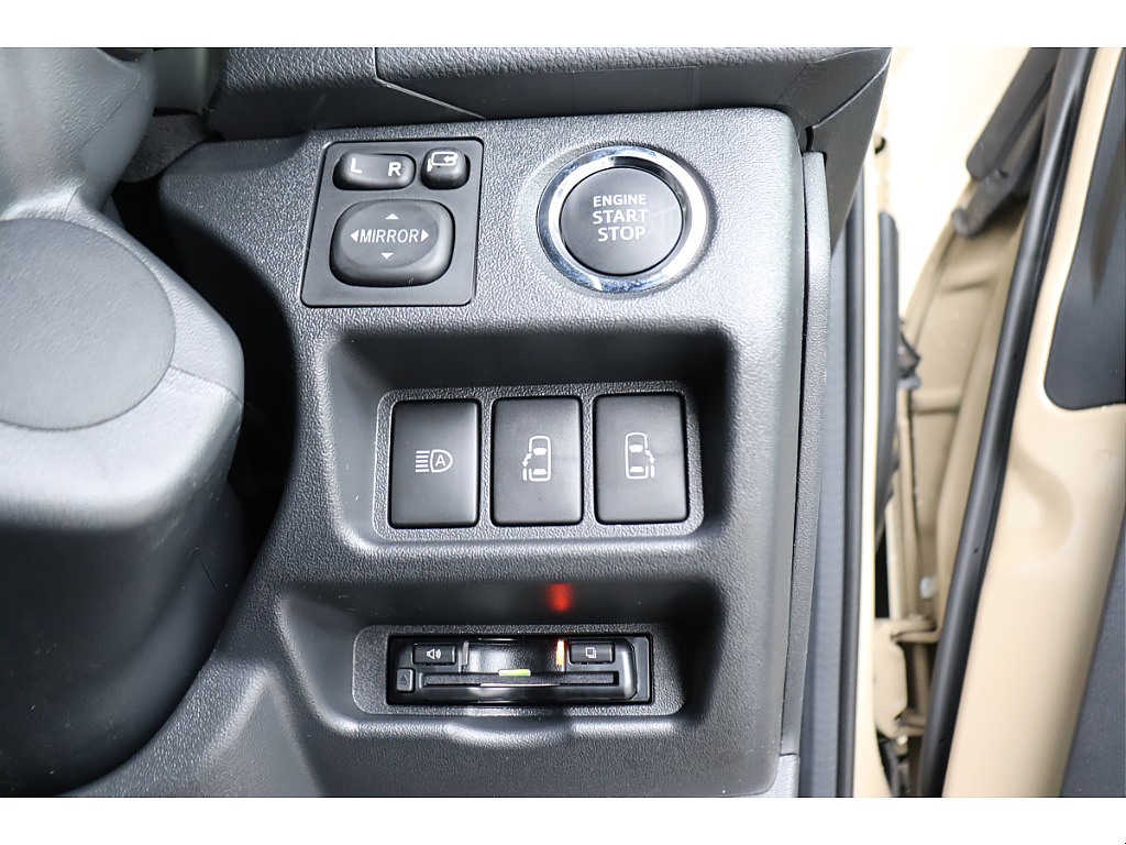 プッシュスタート/スマートキー！ETC2.0車載器も装着しております！