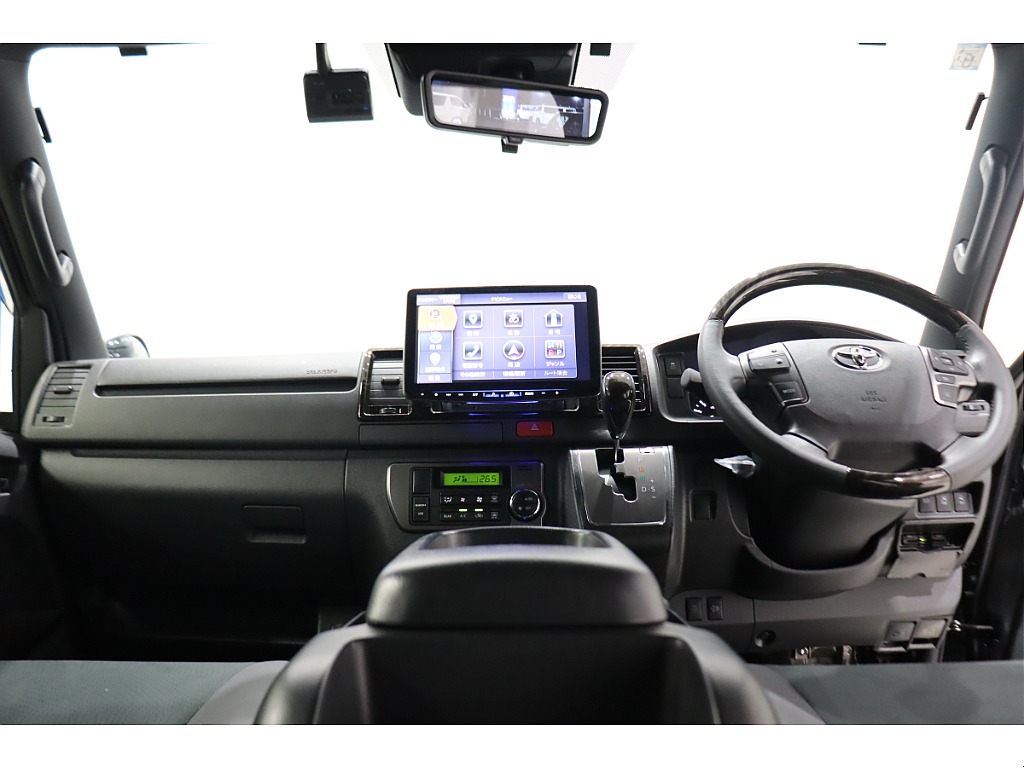 大画面のBIG-X11インチナビは存在感満載！