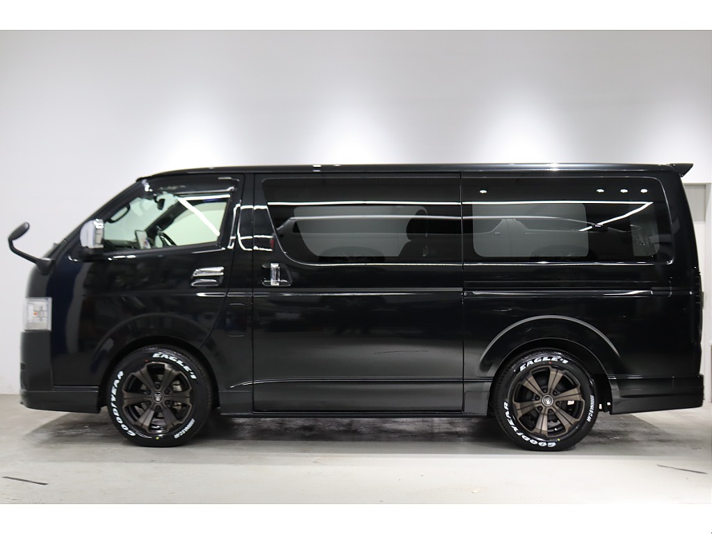 トヨタ ハイエースバン(13枚目)