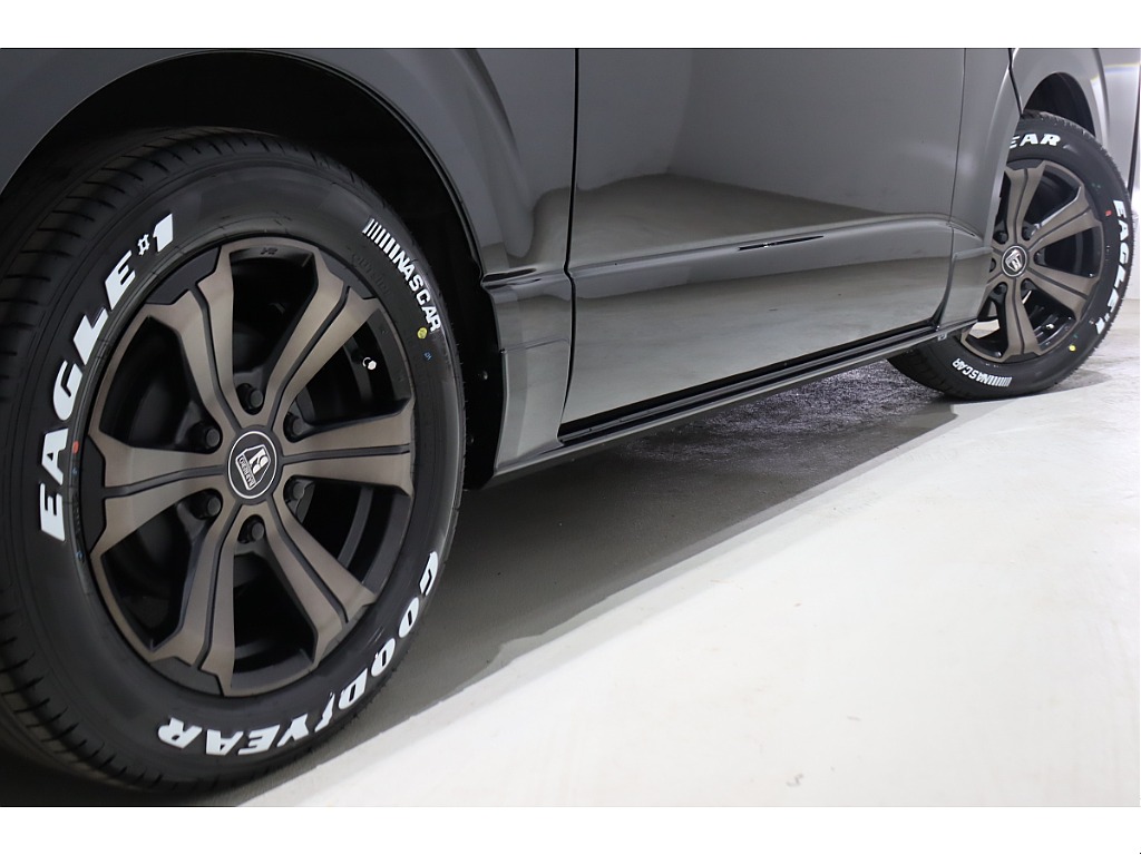 トヨタ ハイエースバン(17枚目)