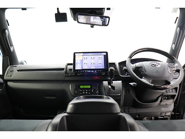 大画面のBIG-X11インチナビは存在感満載！