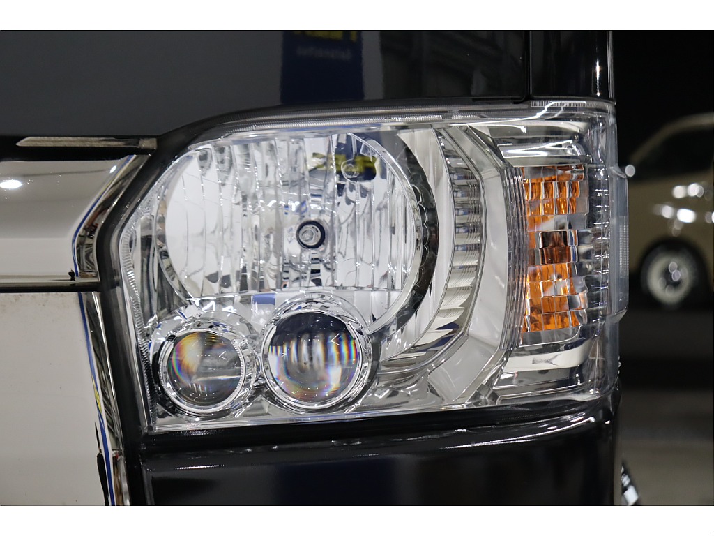 トヨタ ハイエースバン(27枚目)