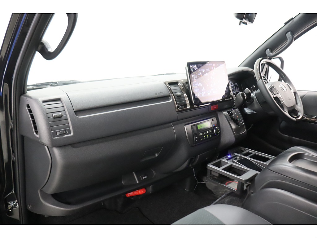 トヨタ ハイエースバン(45枚目)