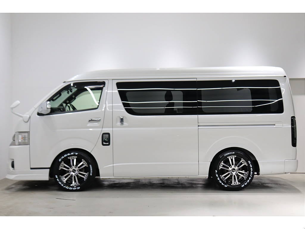 1.5インチローダウン施工済みで乗り降りも楽々！