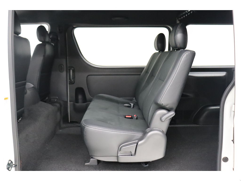 トヨタ ハイエースバン(41枚目)